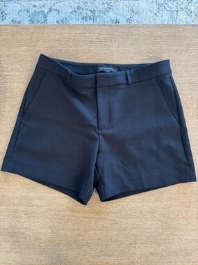 Banana Republic Black Tailored High-Rise Shorts Size 4